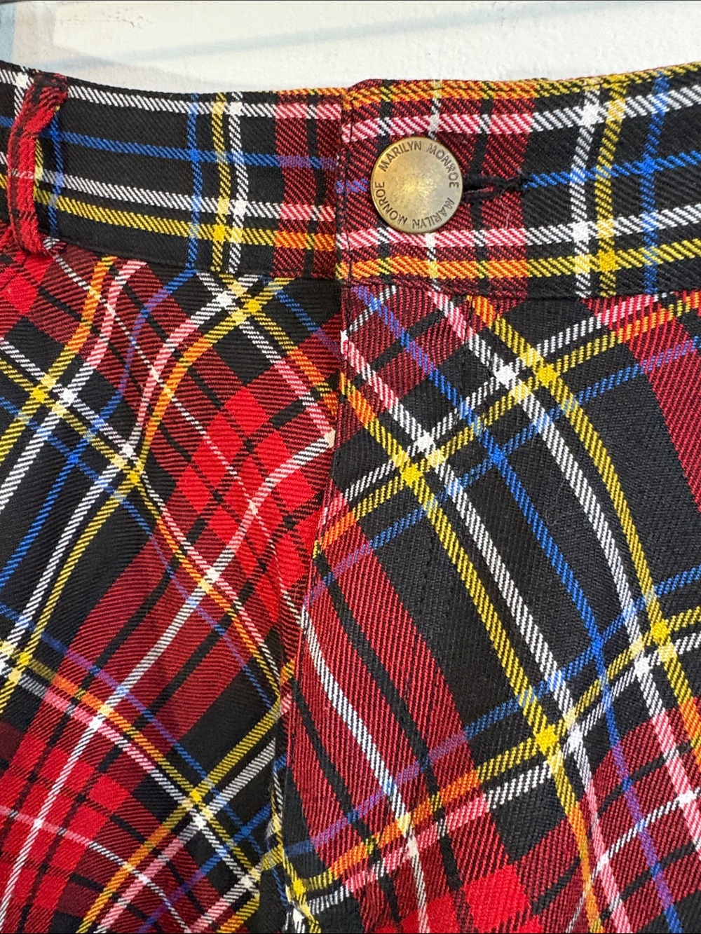 Marilyn Monroe Apparel Classic Red Plaid Academic Grunge Twirl Mini Skirt XS - Picture 2 of 7
